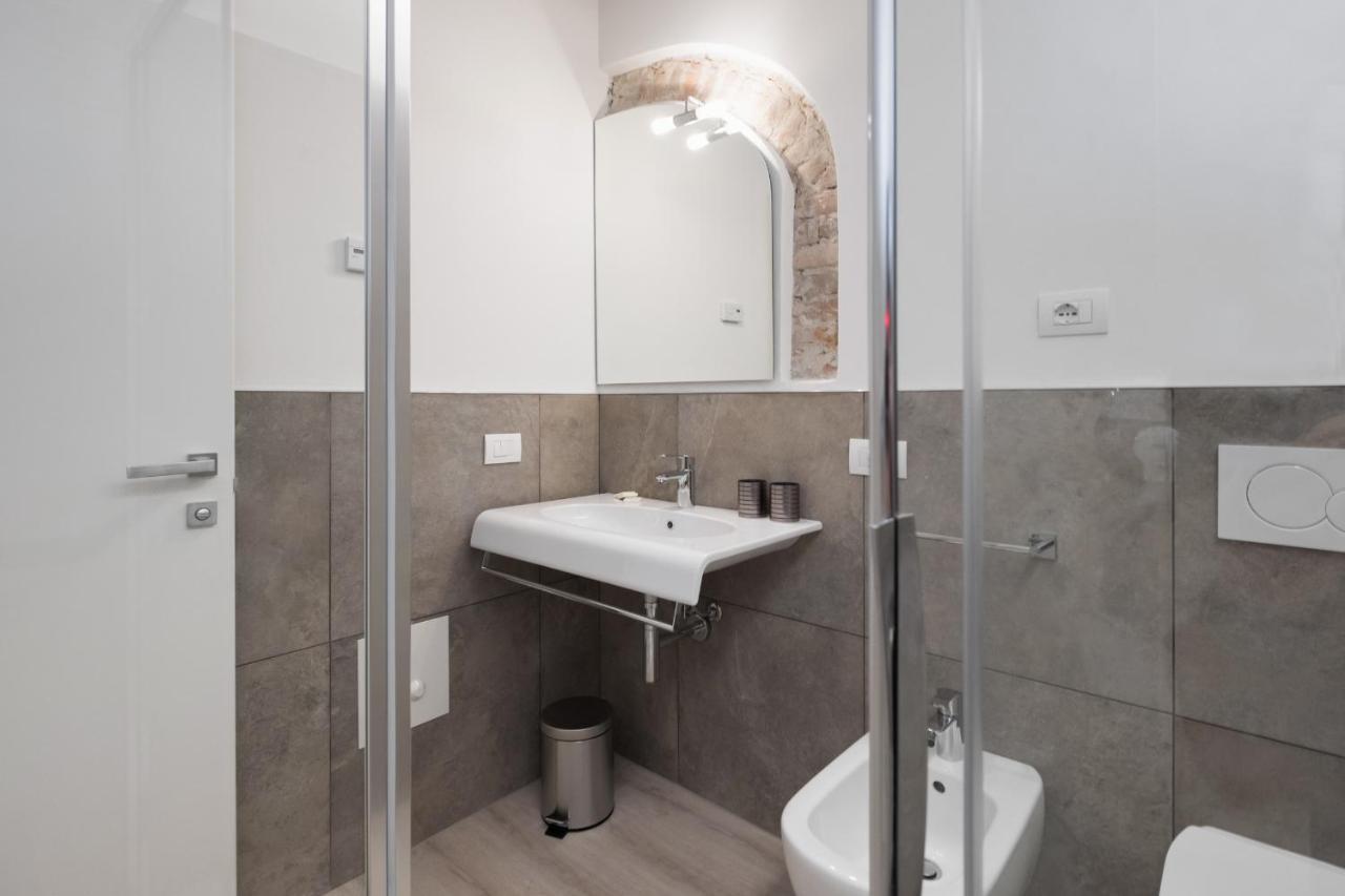 Duomo Apartment เวโรนา ภายนอก รูปภาพ
